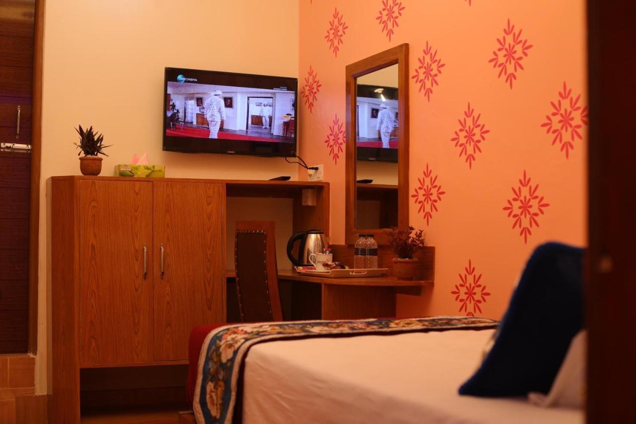 Hotel Shalimar Int'L Dhaka Buitenkant foto